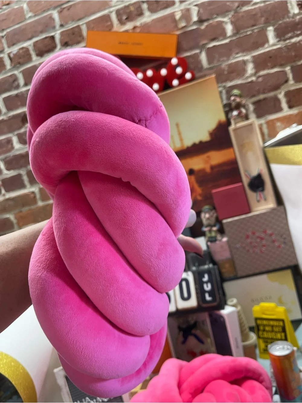 Pink lemonade, Knot 12